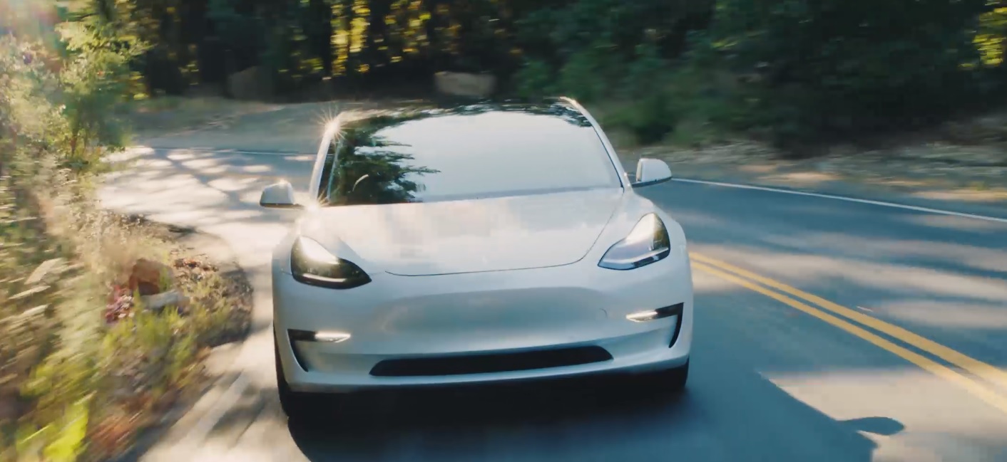 Tesla, hospodárske výsledky, Elon Musk, elektrické autá, SpaceX, Falcon Heavy